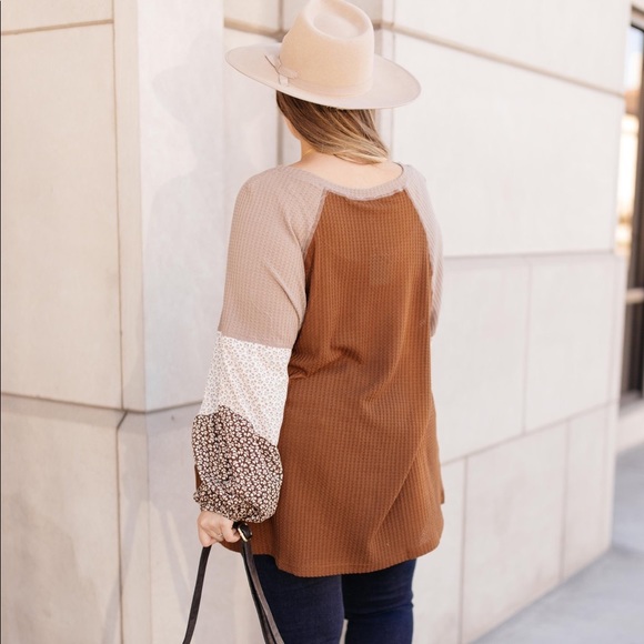 Autumn Mini Floral Balloon Sleeve Waffle Knit Top - Picture 8 of 11